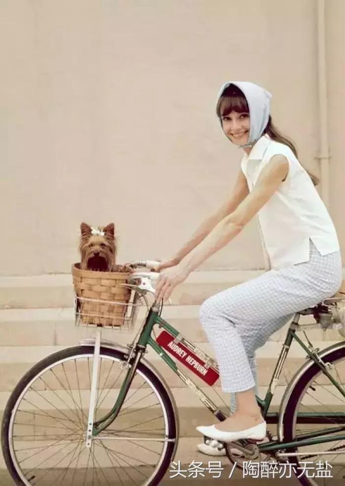 合适减龄少女心的发饰,80年代最流行的女士发饰