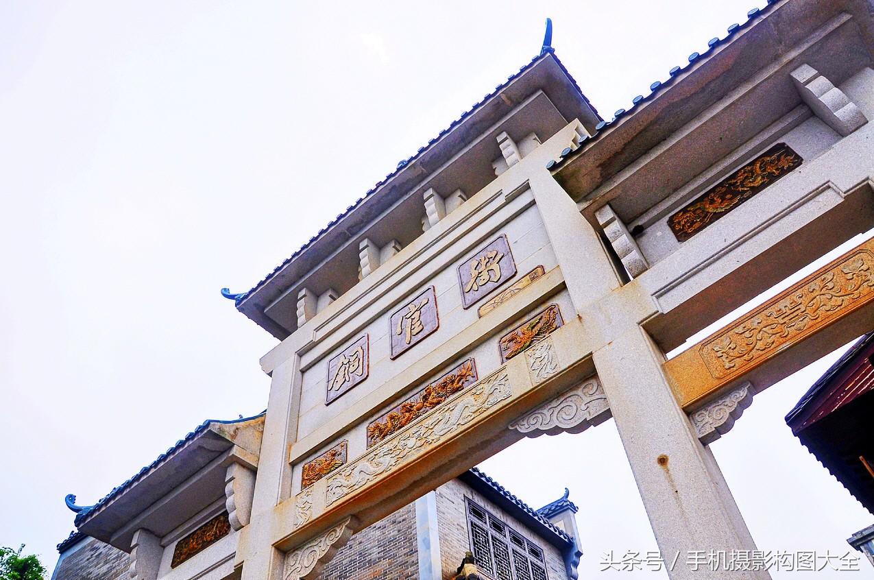 摄影构图入门必备景点,拍摄爆火的七大构图