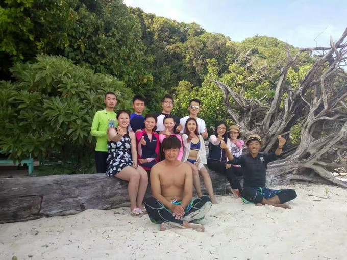 蜜月短途旅行,蜜月旅行遇见朋友闺蜜