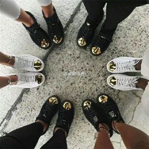 既好看又耐穿的运动鞋,公认好看又脚感好的休闲运动鞋