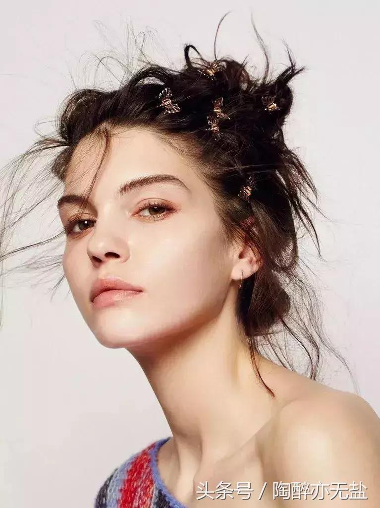 合适减龄少女心的发饰,80年代最流行的女士发饰