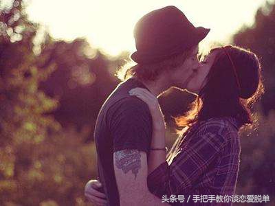 为什么女生更容易陷入爱情,主动的女生更容易得到爱情