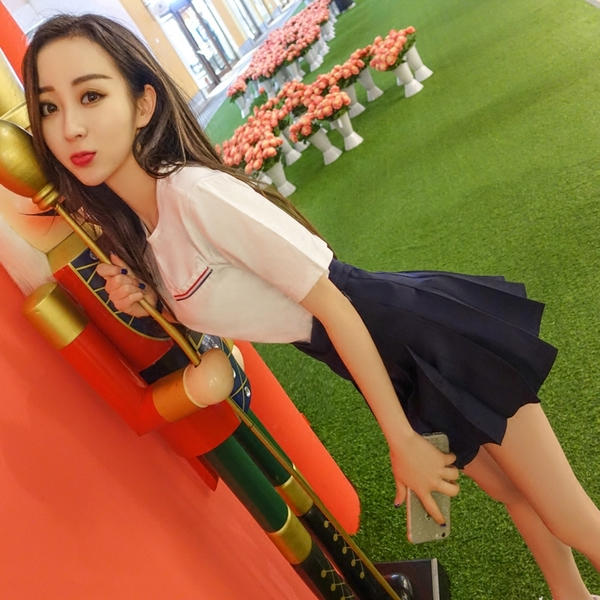 矮个子女生怎么搭配能够显高,矮个子女生必备款