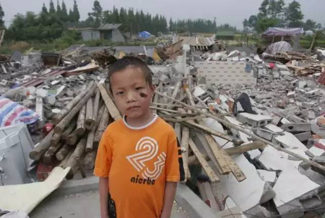 2008年5月12日汶川地震纪念图片,记汶川地震八周年文章