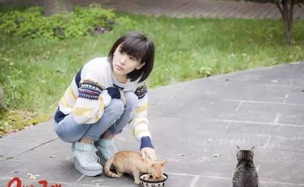 肩上的担子轻一点,肩上好像很沉重