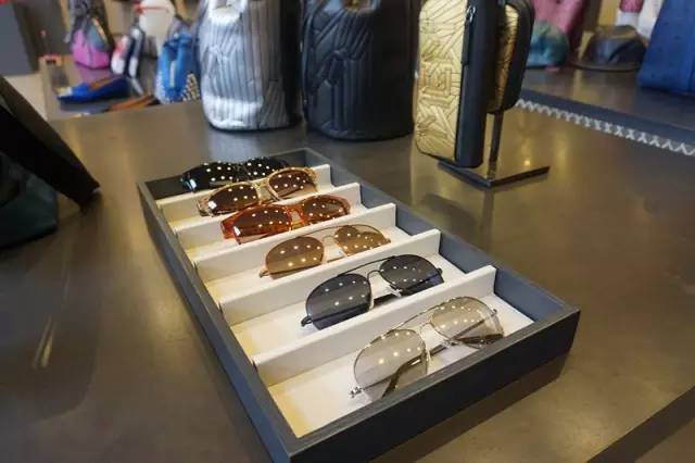 苏州人你的衣服该换季了！最低2折，目测又要被搬空