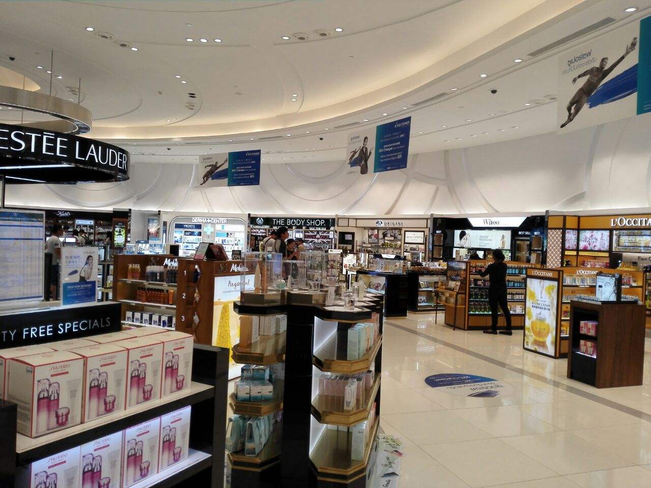 去泰国免税店买什么最划算,泰国机场怎么去免税店