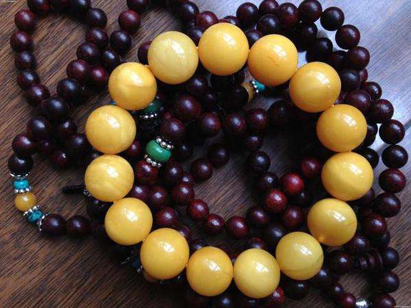 挑选蜜蜡方牌注意什么,挑选琥珀蜜蜡记住4点