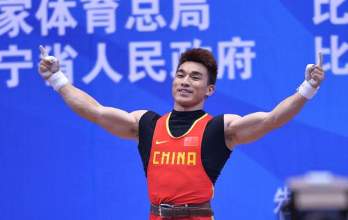 为什么举重运动员很多是南方人,为什么举重运动员要抹面粉