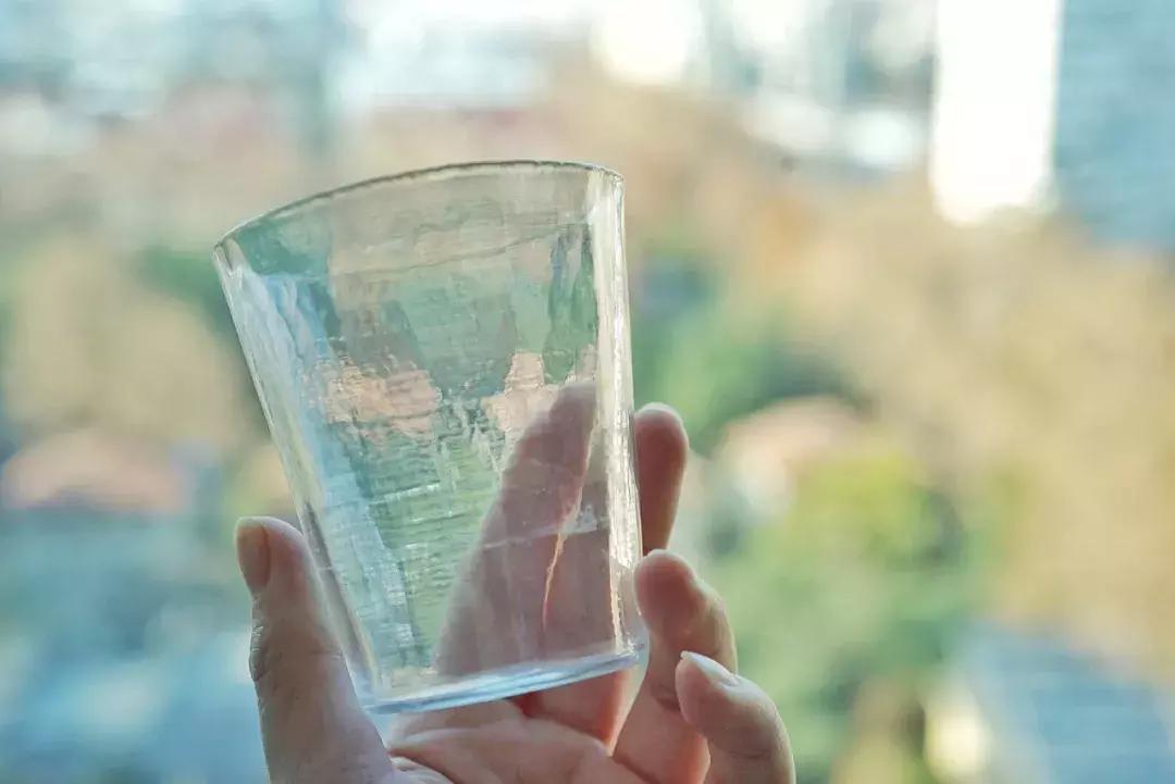 喝水一定要选择一个好杯子,选杯子颜色重要还是图案重要