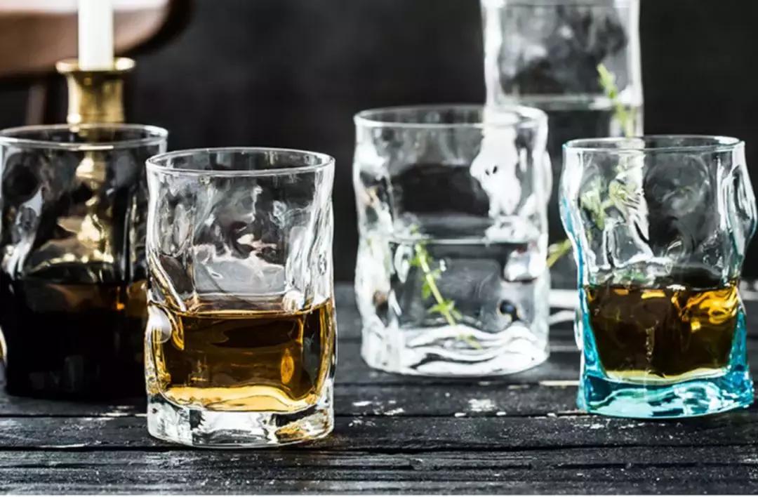 喝水一定要选择一个好杯子,选杯子颜色重要还是图案重要