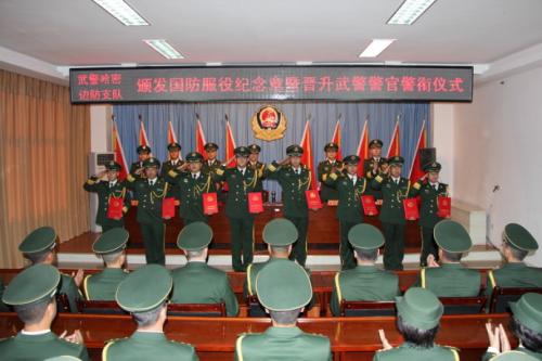 符合这些条件，警校或普通大学毕业，你能够直接成为*警武**警官