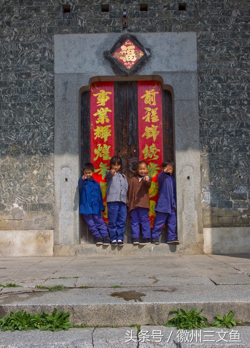 大江大河泾县黄田,泾县黄田洋船屋雪景