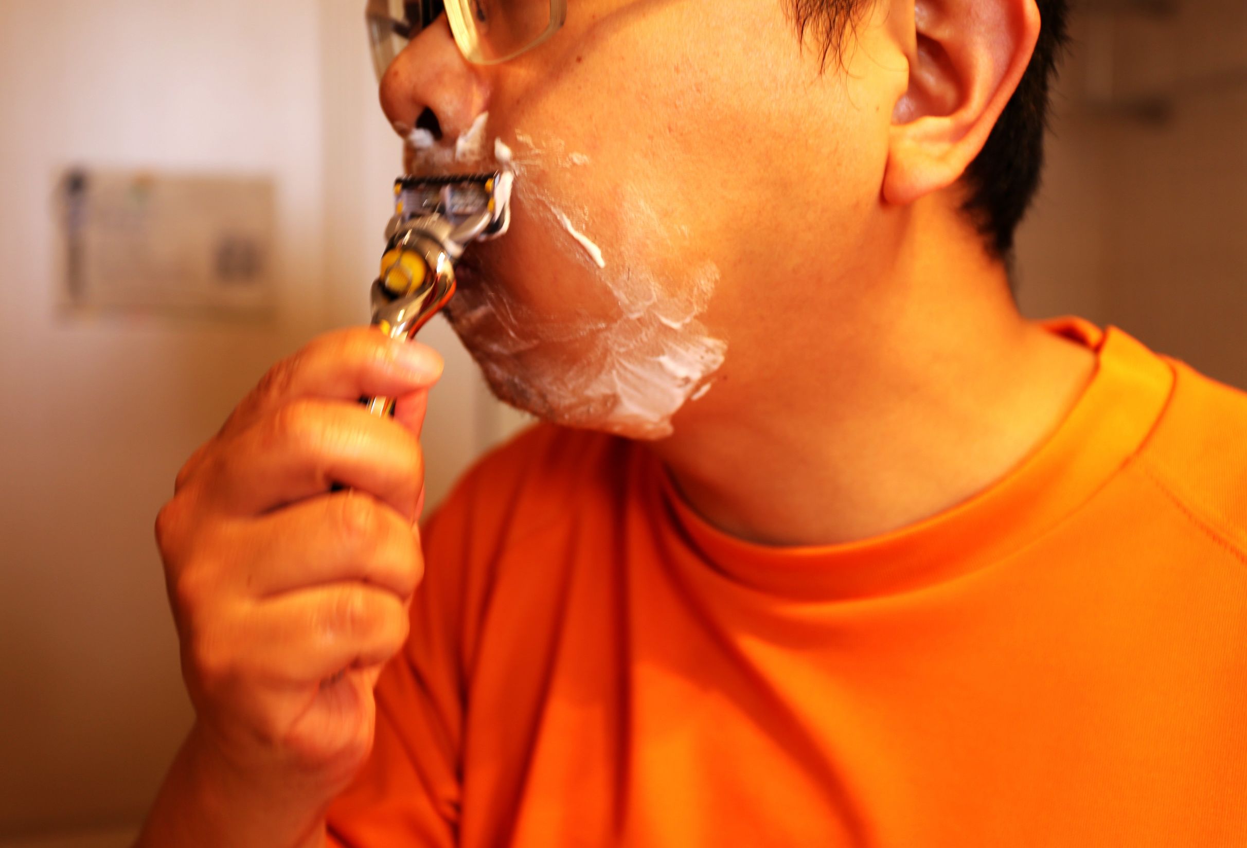 吉列致护和锋隐的区别,吉列锋隐致顺刀头能够通用么