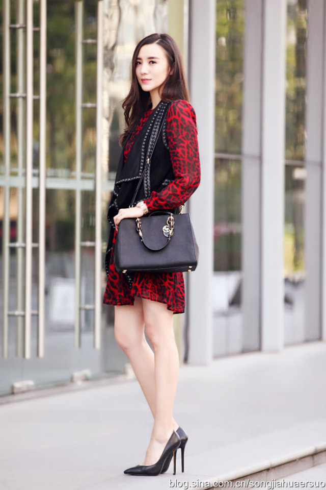 买包推荐品牌轻奢,买包大牌推荐