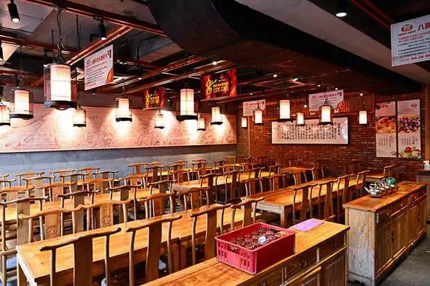 上海有名的网红小龙虾,魔都网红小龙虾