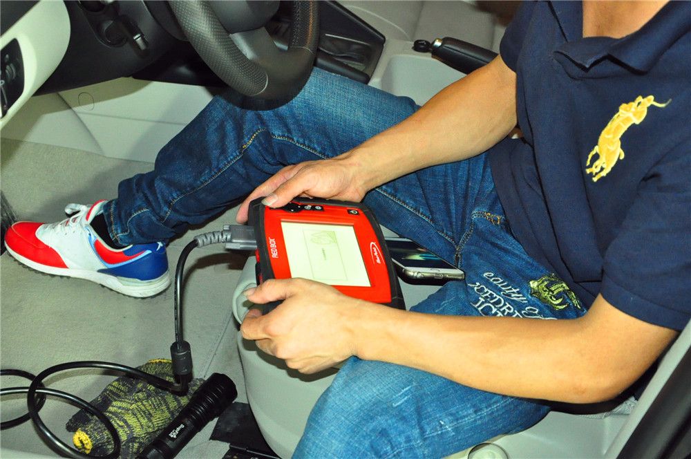 奥迪a3时尚型和高尔夫rline,买高尔夫8代还不如买奥迪a3二厢