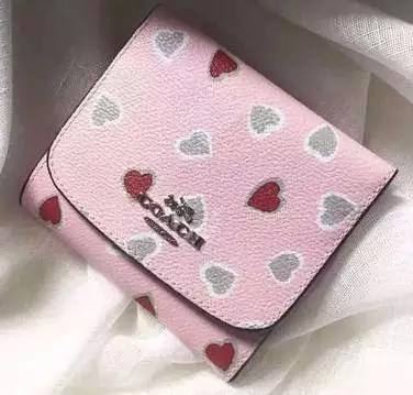 少女必备生活用品,少女必备的10件物品