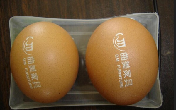 激光打标机鸡蛋,煮熟的鸡蛋竟然能够再变成生鸡蛋