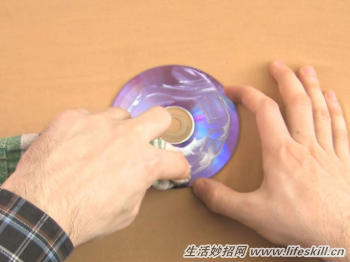 vcd光盘划伤磨损能修复吗,如何修复被划伤的cd光盘