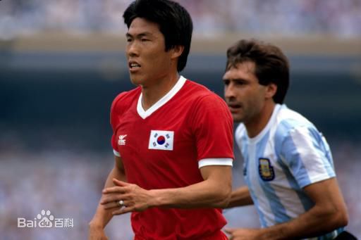 他是20世纪亚洲最佳球员，德甲MVP，惨遭韩国足协执教禁令！