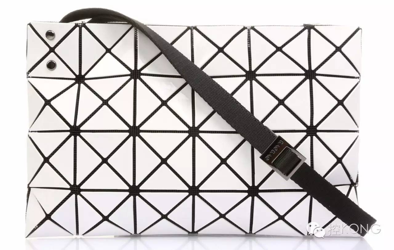 在哪里能够买到正品的大牌包包呢,大牌包包哪里买得到正品又便宜