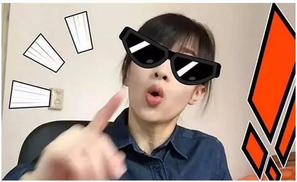 今年爆款网红风衣,网红风衣多少钱