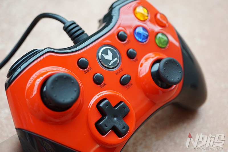 雷柏v600游戏手柄评测,雷柏v600s手柄无线连接