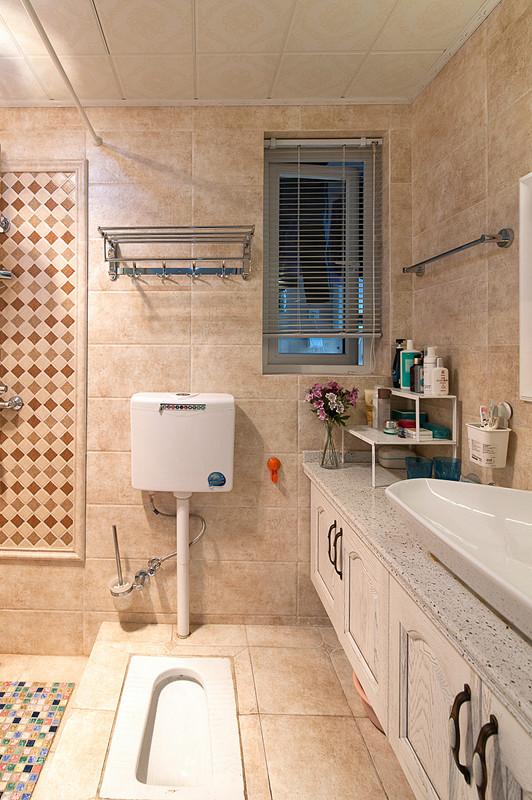 卫生间装蹲便器又嫌臭怎么补救,家里卫生间蹲便器反臭味