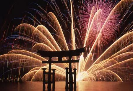 喜欢旅行是出于什么心理,喜欢去英国留学的原因