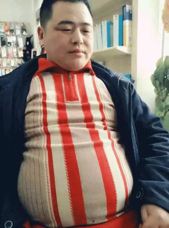 204斤胖子减肥多久能够瘦到150斤,430斤小伙减肥告捷瘦121斤