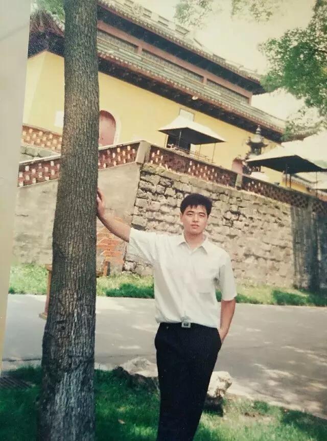 204斤胖子减肥多久能够瘦到150斤,430斤小伙减肥告捷瘦121斤