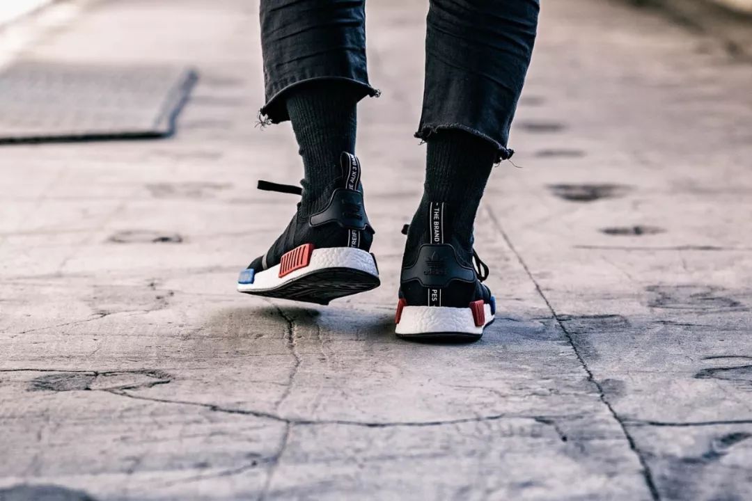 sneakers五颜六色,sneakers鞋子颜色