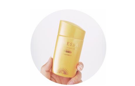 安耐晒防晒喷雾好还是霜好,安耐晒喷雾和防晒霜有什么区别