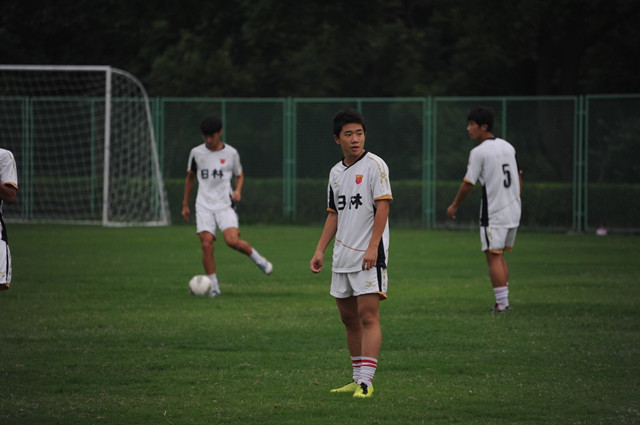 上港三叉戟胡尔克,胡尔克上港首发