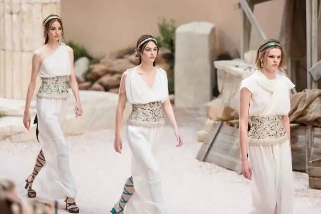 早春潮流百搭,早春穿这套氛围感拿捏