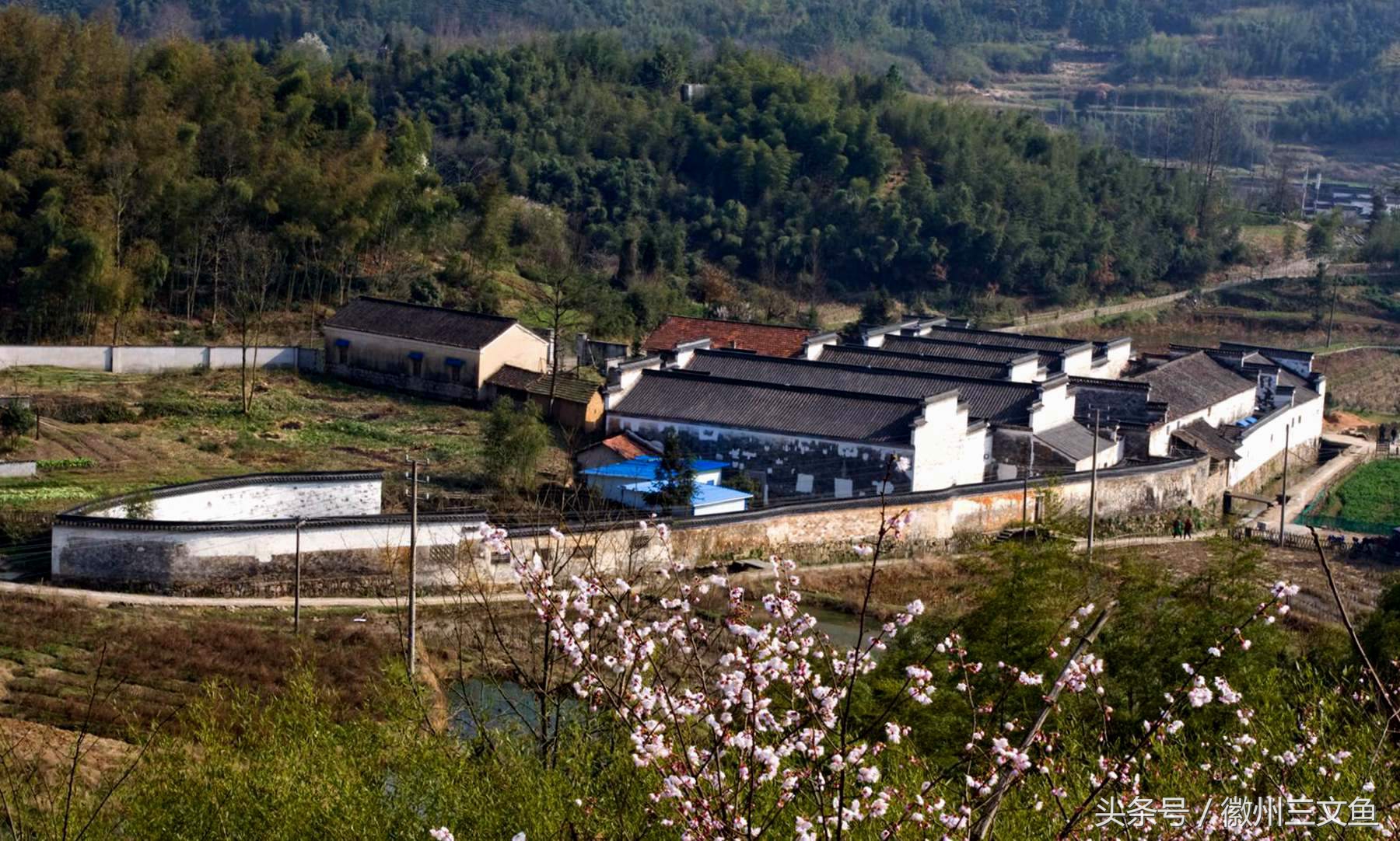 大江大河泾县黄田,泾县黄田洋船屋雪景