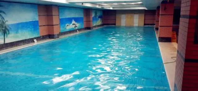 青岛伊春路银座游泳馆学游泳价格,青岛市室内游泳馆