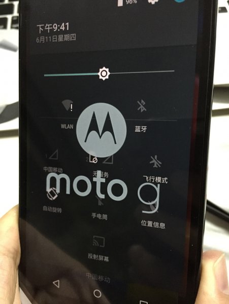 Get新技能：不去售后自行更换motogSIM卡卡槽