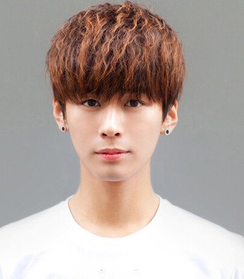 五官英气合适烫发,法式英气烫发图片