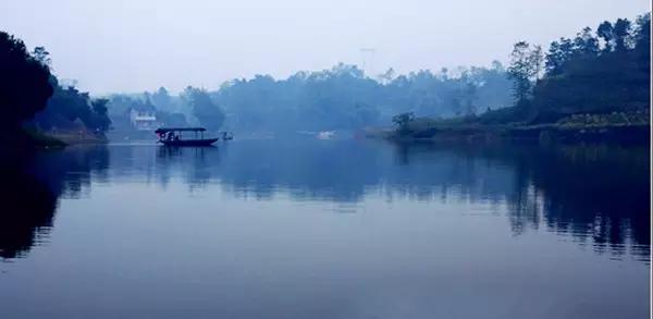 四川哪里有冷门又好玩的地方,四川最漂亮十大湖