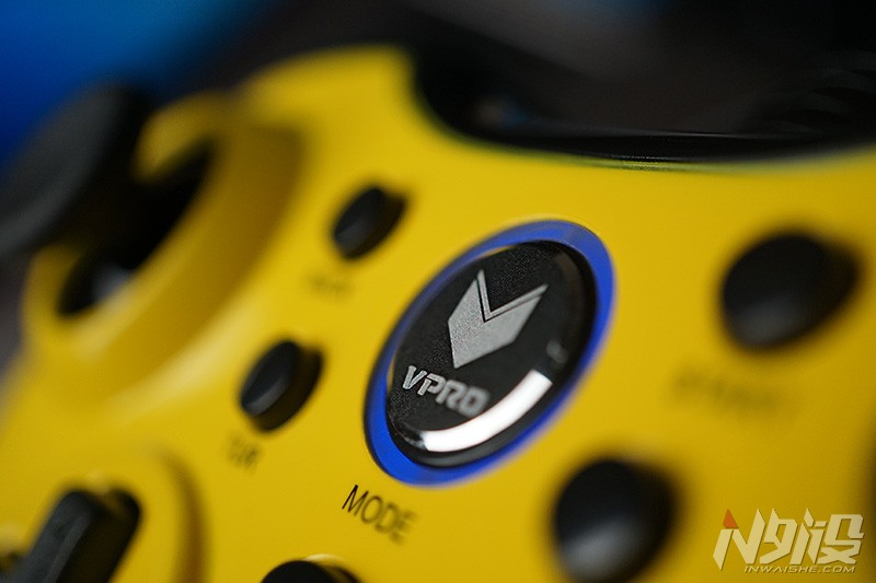 雷柏v600游戏手柄评测,雷柏v600s手柄无线连接