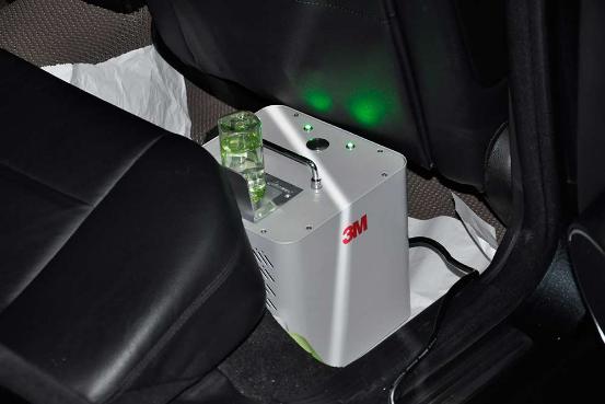 车内暴晒去异味需要多长时间,暴晒车内异味怎么去除