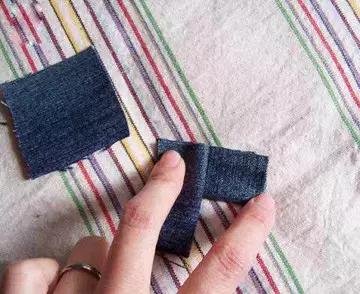 用旧牛仔裤做好看的挂墙收纳袋,旧牛仔裤改造车载收纳袋