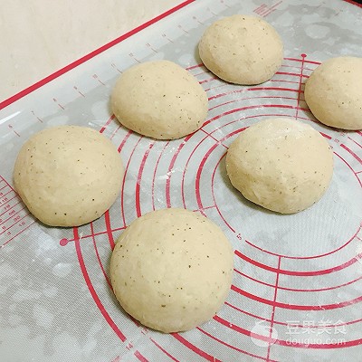 奶味超浓的吐司面包早餐,英式甜面包