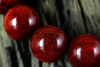 新手如何挑选一条小叶紫檀,新手小叶紫檀该怎么买