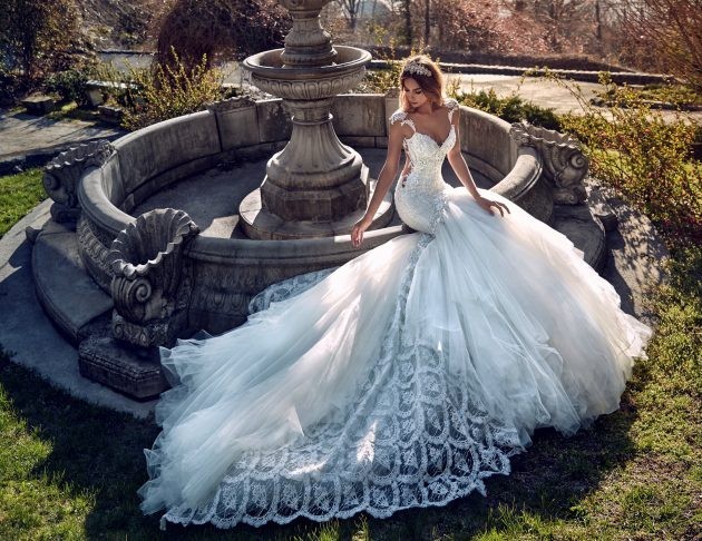 royal鏈嶈瀹氬埗,mollie鎴愯。瀹氬埗