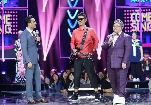 在汪涵陪伴下见初恋、跳韩舞，被韩红少女心吓到了，同性传闻假？