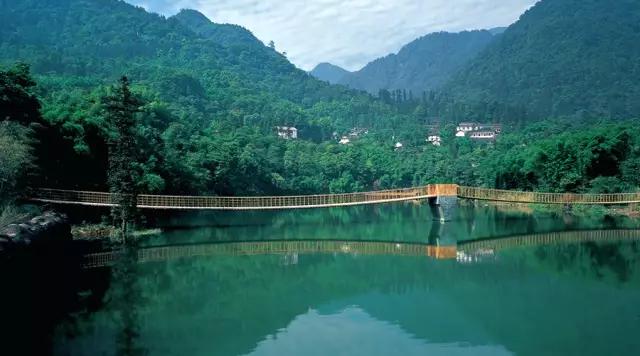 猴年马月开始了，别忘了峨眉山景区属猴免费！