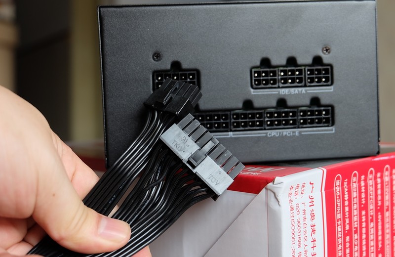 小机箱能装大主板,迷你小机箱装机推荐